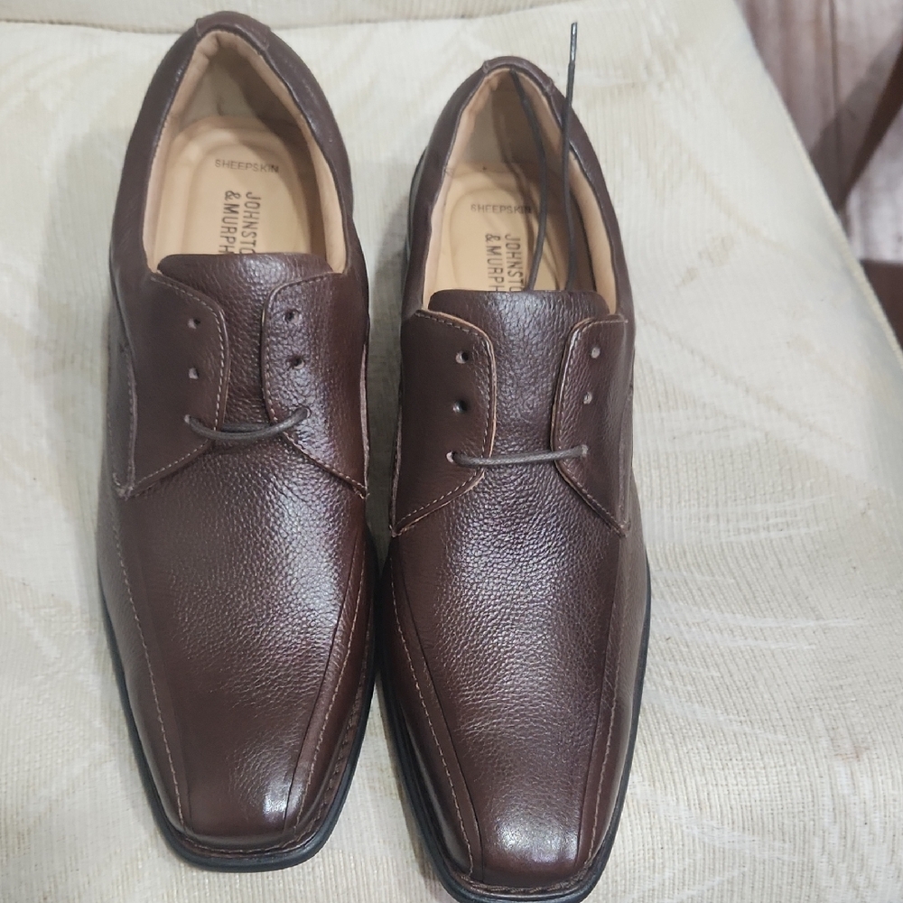 New In Box Johnston & Murphy Brown Leather Oxfords Classic Design